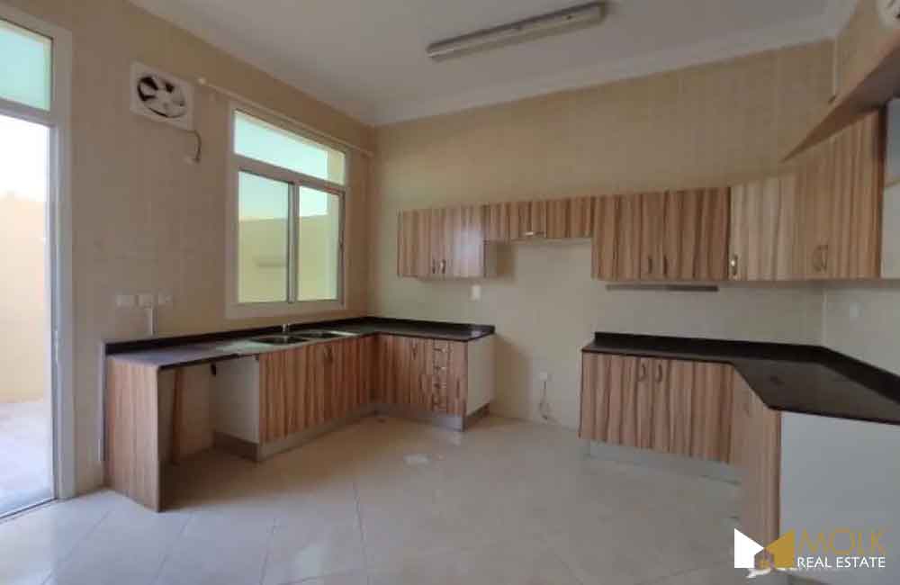 6 BHK un-furnished Compound Villa for family in Al Kheesa